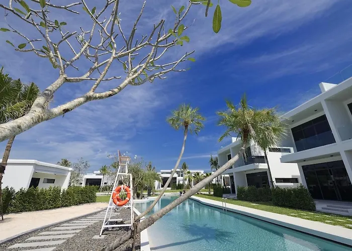 La Lua Resort